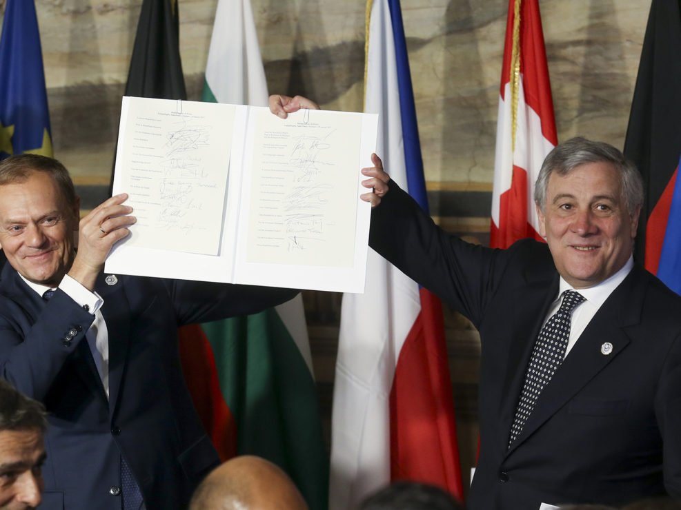 Donald Tusk e Antonio Tajani mostrano il documento firmato dai leder europei, nel 60° anniversario dei Trattati di Roma. Sala Orazi e Curiazi, Campidoglio, Roma 25 marzo 2017. @Remo Casilli